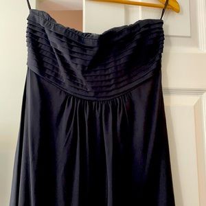 Strapless, black dress